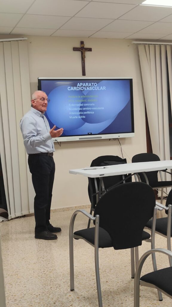 El Dr. Orosa explica los riesgos del tabaco para el aparato cardiovascular
