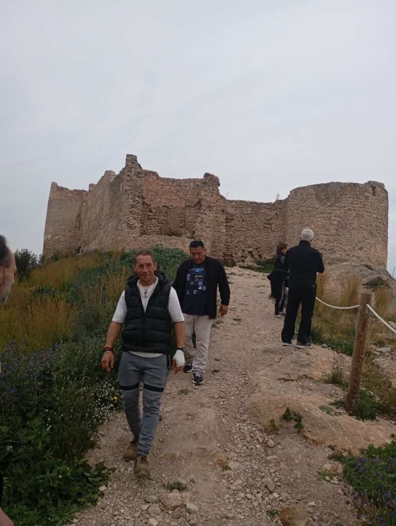 Visitamos el Castillo de Bairén junto a residentes del CAI