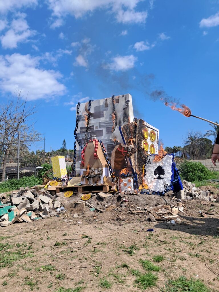 La falla del CAI, durante la cremà