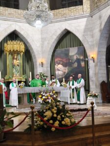Gran participación en la peregrinación por la IX Jornada Mundial de los Pobres organizada por Cáritas Gandía