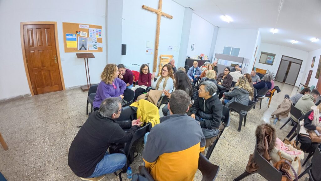 Cáritas Interparroquial de Gandía celebró el Encuentro de Acogidas "Acompañar a mujeres en especial vulnerabilidad"