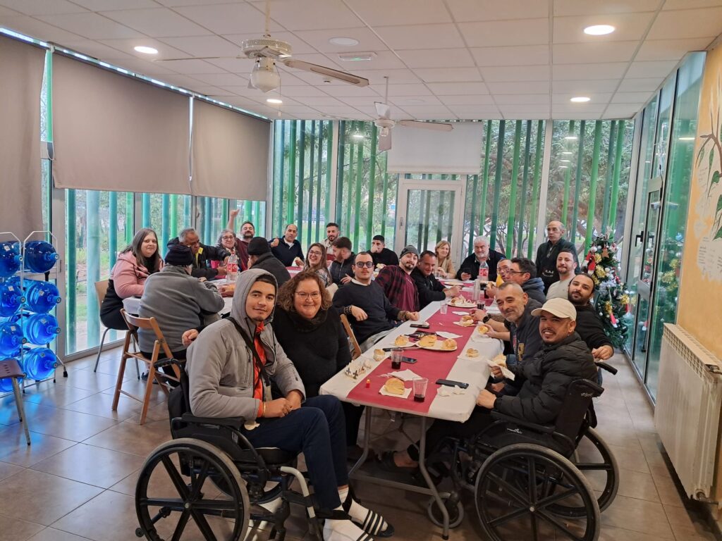 En Cáritas Gandía celebramos los Reyes desde el encuentro y la cercanía