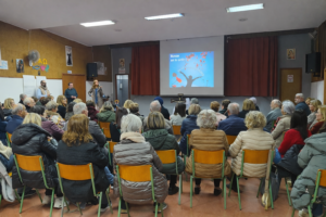 Personas trabajadoras y voluntarias de Cáritas Interparroquial de Gandía participamos en un retiro espiritual celebrado en la Parroquia San Francisco de Asís, un espacio de encuentro, silencio y reflexión compartida.
