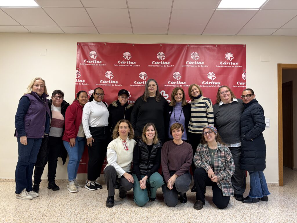 En el marco del 8M, el día 5 de marzo en Cáritas Gandía vivimos el Encuentro "Mujeres vulnerables y salud emocional", un espacio para conocernos, escucharnos y acompañarnos