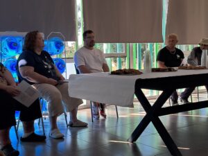 El encuentro contó con la participación de Héctor Cabrera Llácer, atleta paralímpico natural de Oliva, especialista en lanzamiento de jabalina y uno de los grandes referentes del deporte paralímpico español.