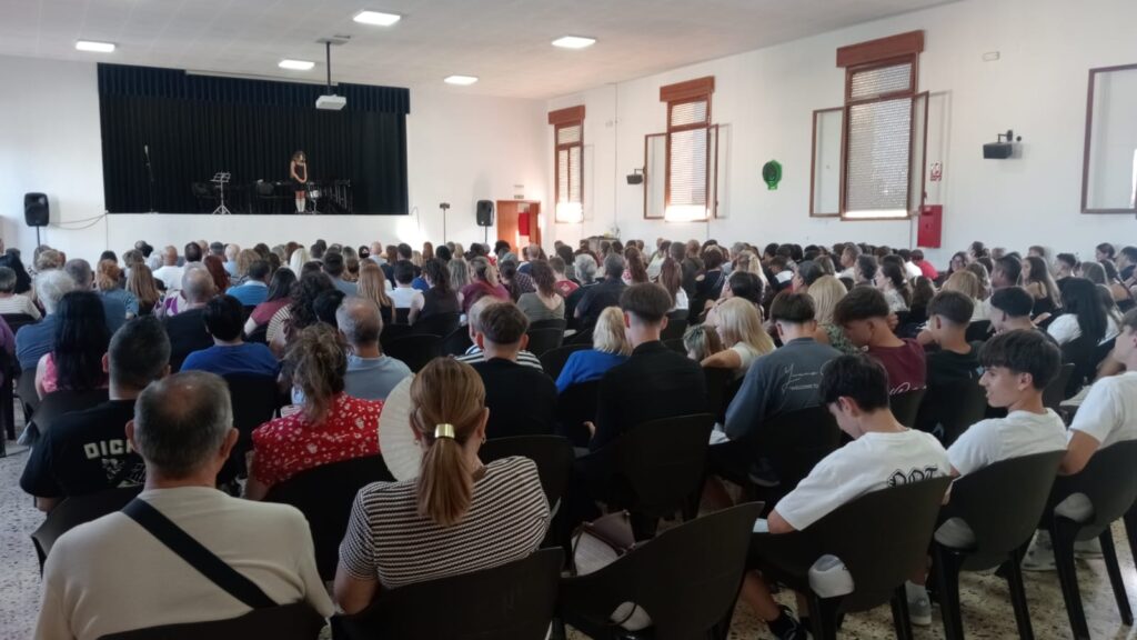 Melodías Solidarias reúne jóvenes talentos a beneficio de Cáritas Gandía